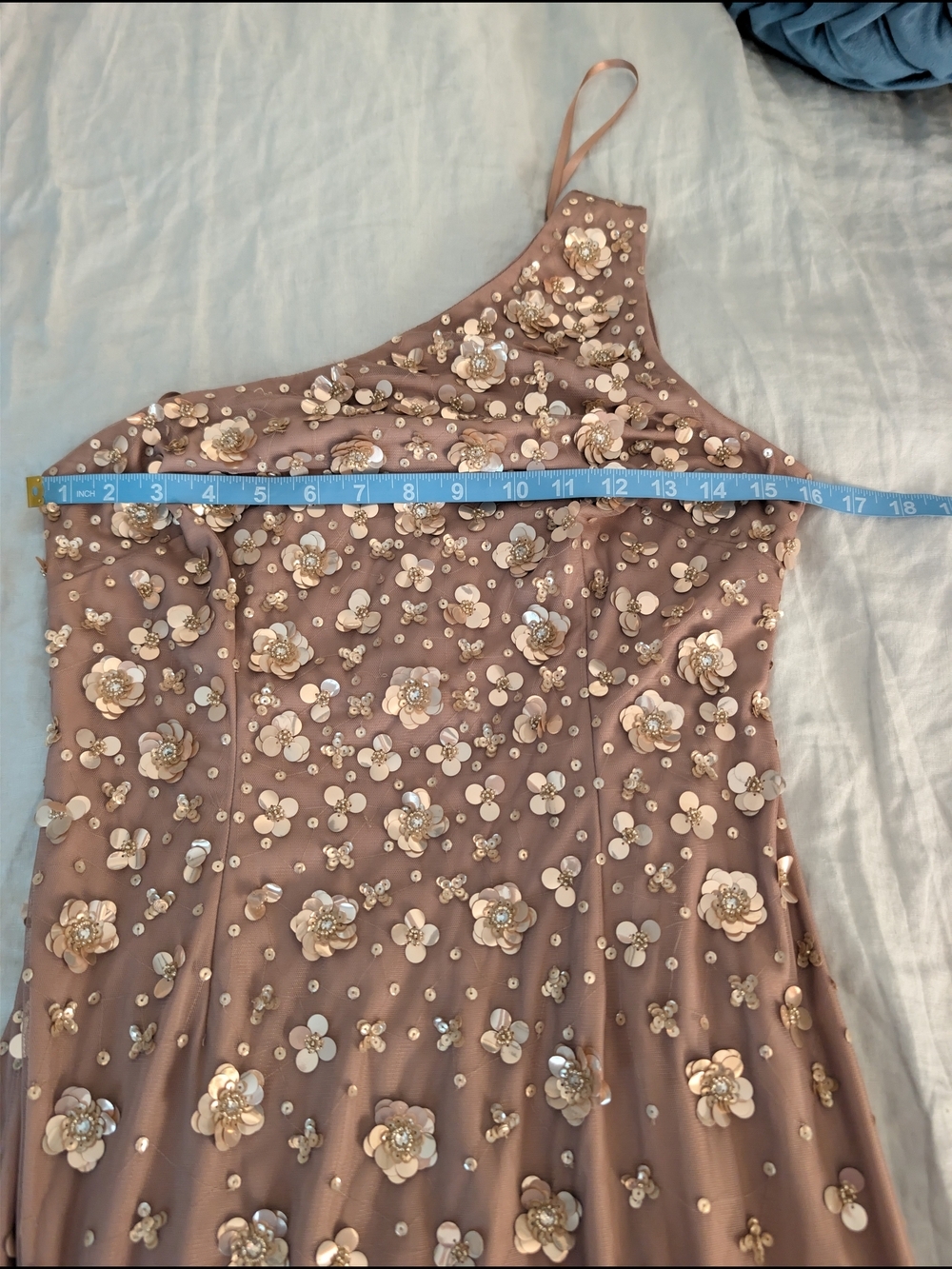 NWT Adrianna Papell 3D Floral Sequin One Shoulder Gown Dusty Rose Size 4 - Picture 4 of 5